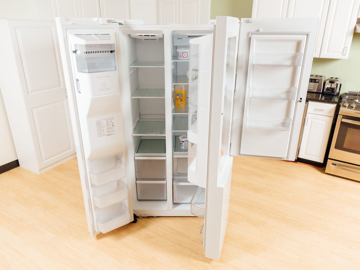 kenmore-grab-n-go-refrigerator-51832-12.jpg