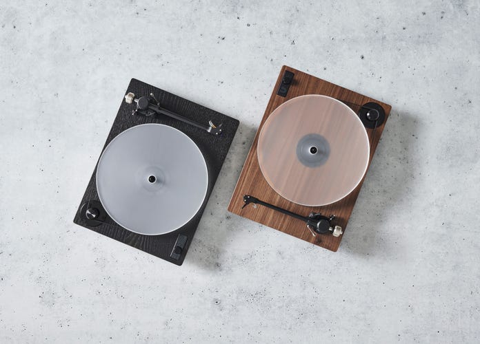 Looking for a compact all-in-one turntable for small space : r/turntables