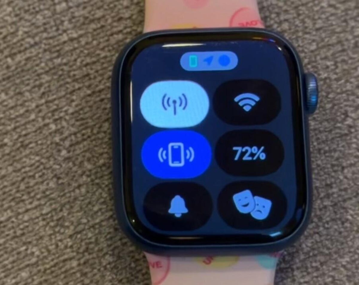 Photo of Apple Watch showing button that pings a lost iPhone.