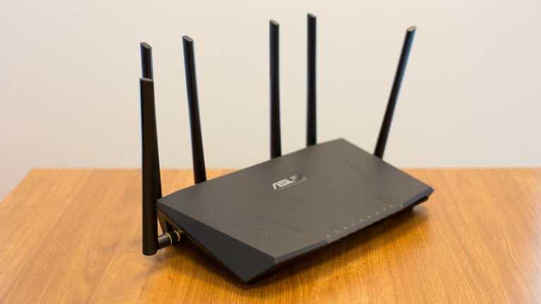 kyst Jakke Gætte Asus RT-AC3200 Tri-Band Wireless Gigabit Router review: Feature-rich but  still too expensive - CNET