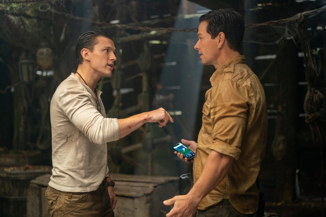 Tom Holland and Mark Wahlberg in Uncharted