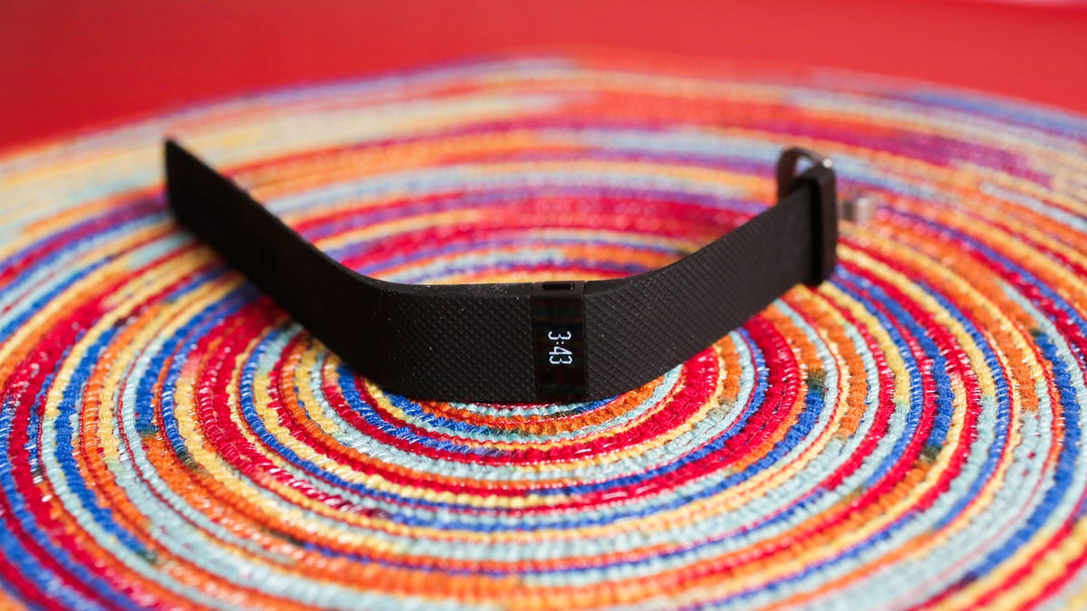 fitbit-charge-hr-product-photos13.jpg