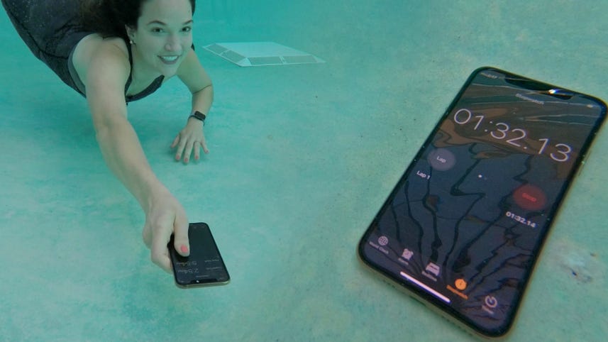 How water-resistant is the iPhone XS?