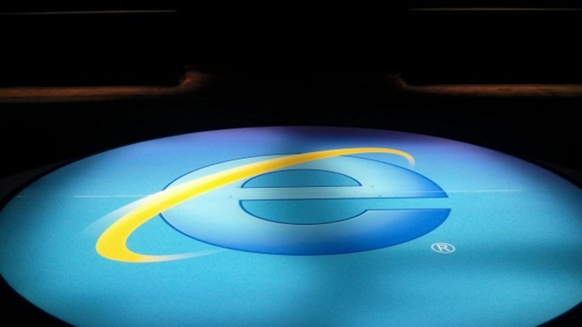Internet Explorer disk with the browser's logo