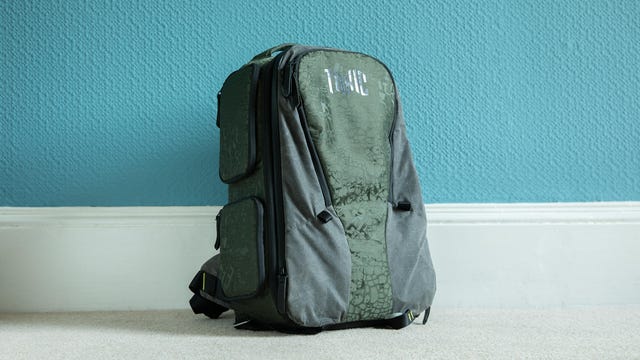 best-photography-backpack-cnet-morally-toxic-valkyrie