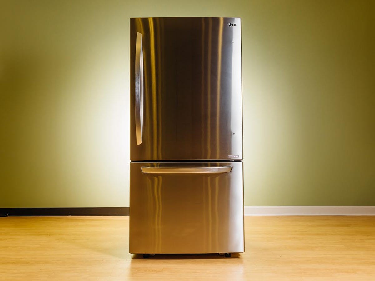 lg-bottom-freezer-refrigerator-promo-pic.jpg