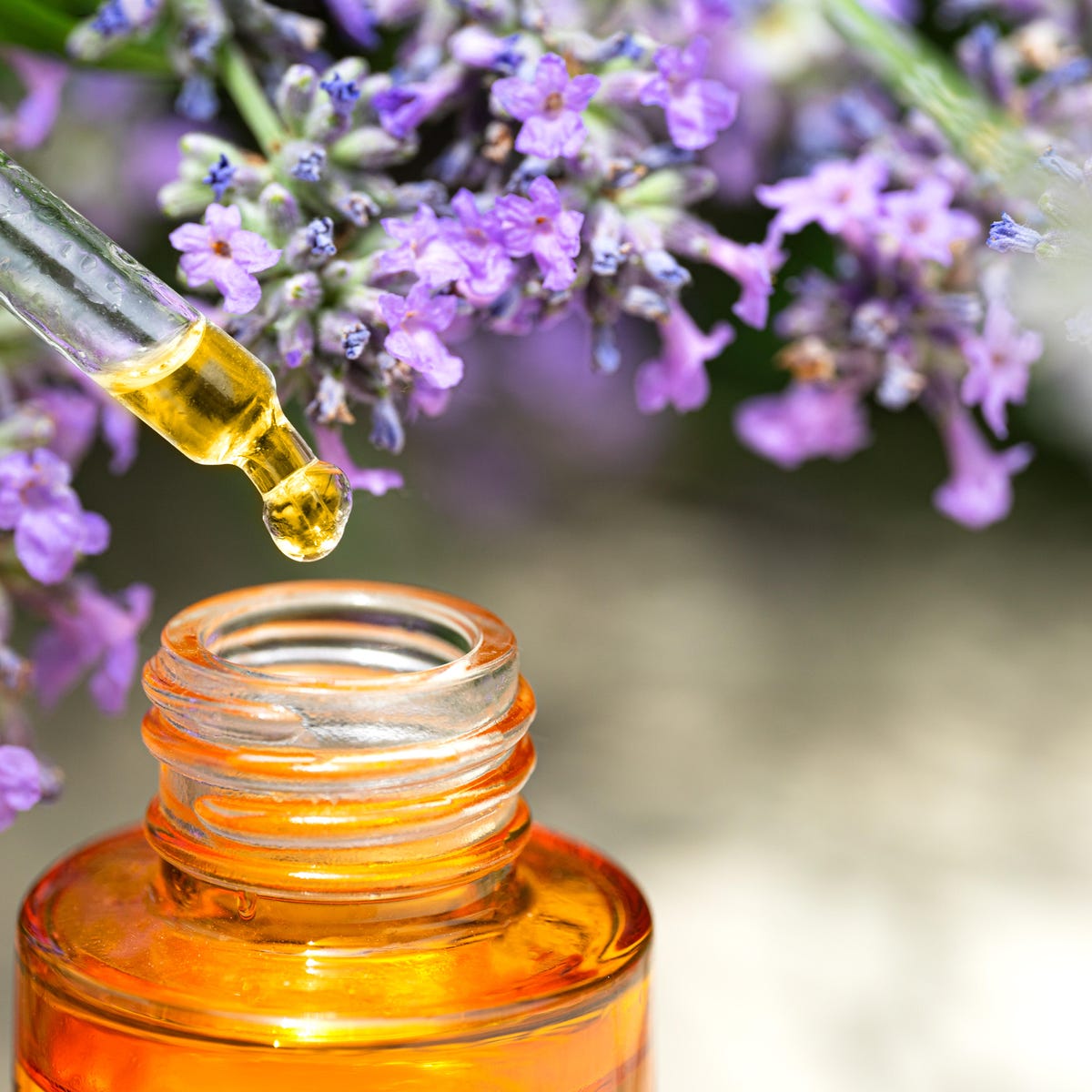 7 Tips for Using Aromatherapy to Fall Asleep - CNET