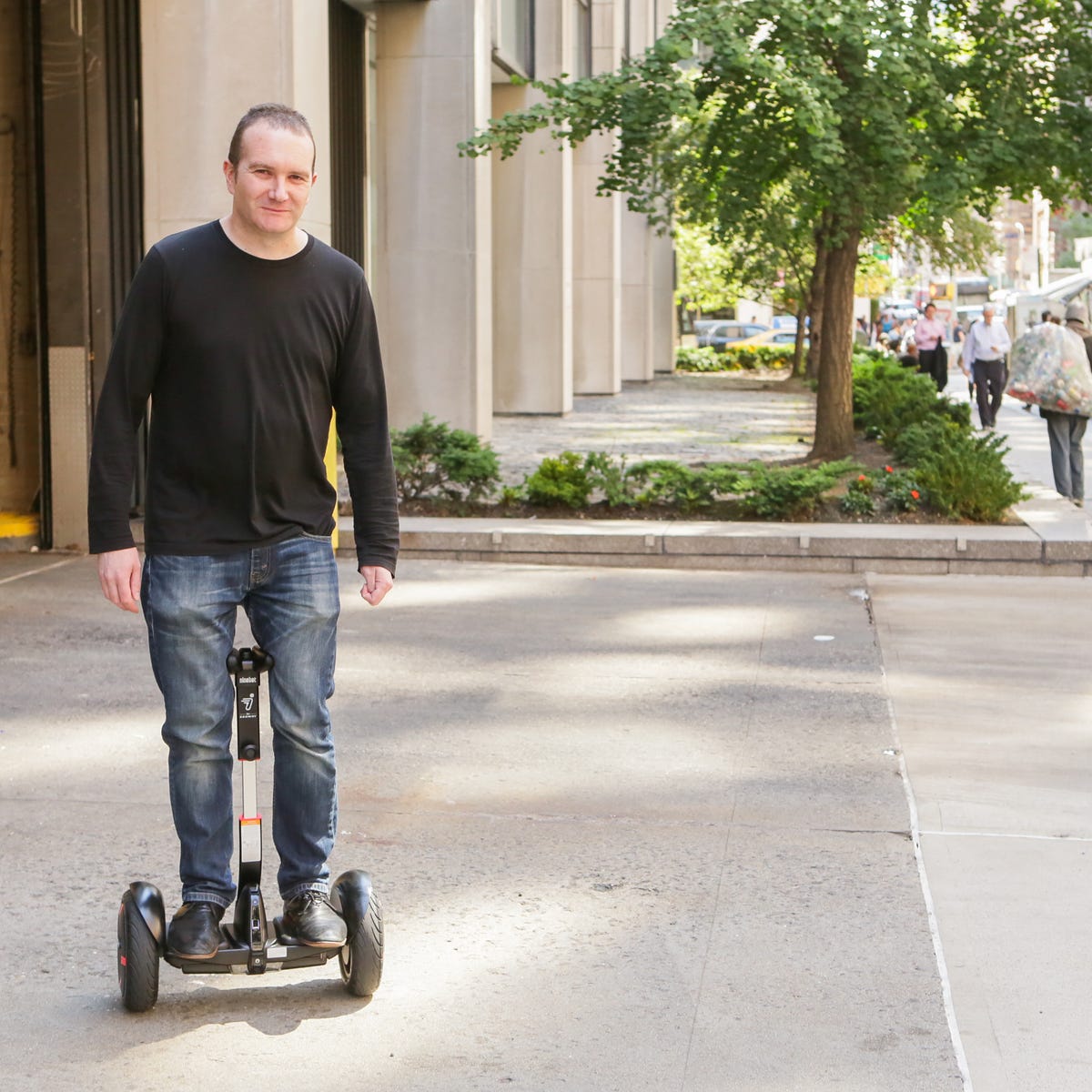 Alcalde prioridad Vacaciones Segway miniPro is the luxury SUV of hoverboards (hands-on) - CNET