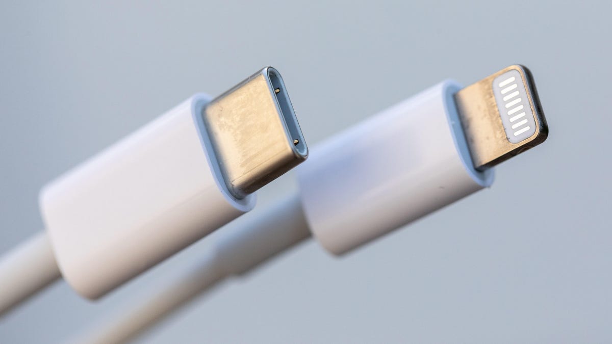 Apple Might Finally Bring USB-C to iPhone 15 - Video - CNET