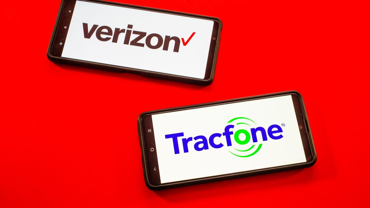 tracfone-vs-verizon-wireless-carrier-logo-2021-cnet-01
