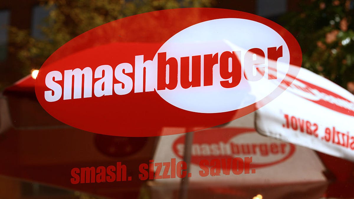 Smashburger sign