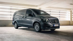 Mercedes to Discontinue Metris, Gas-Powered Sprinter Vans in US