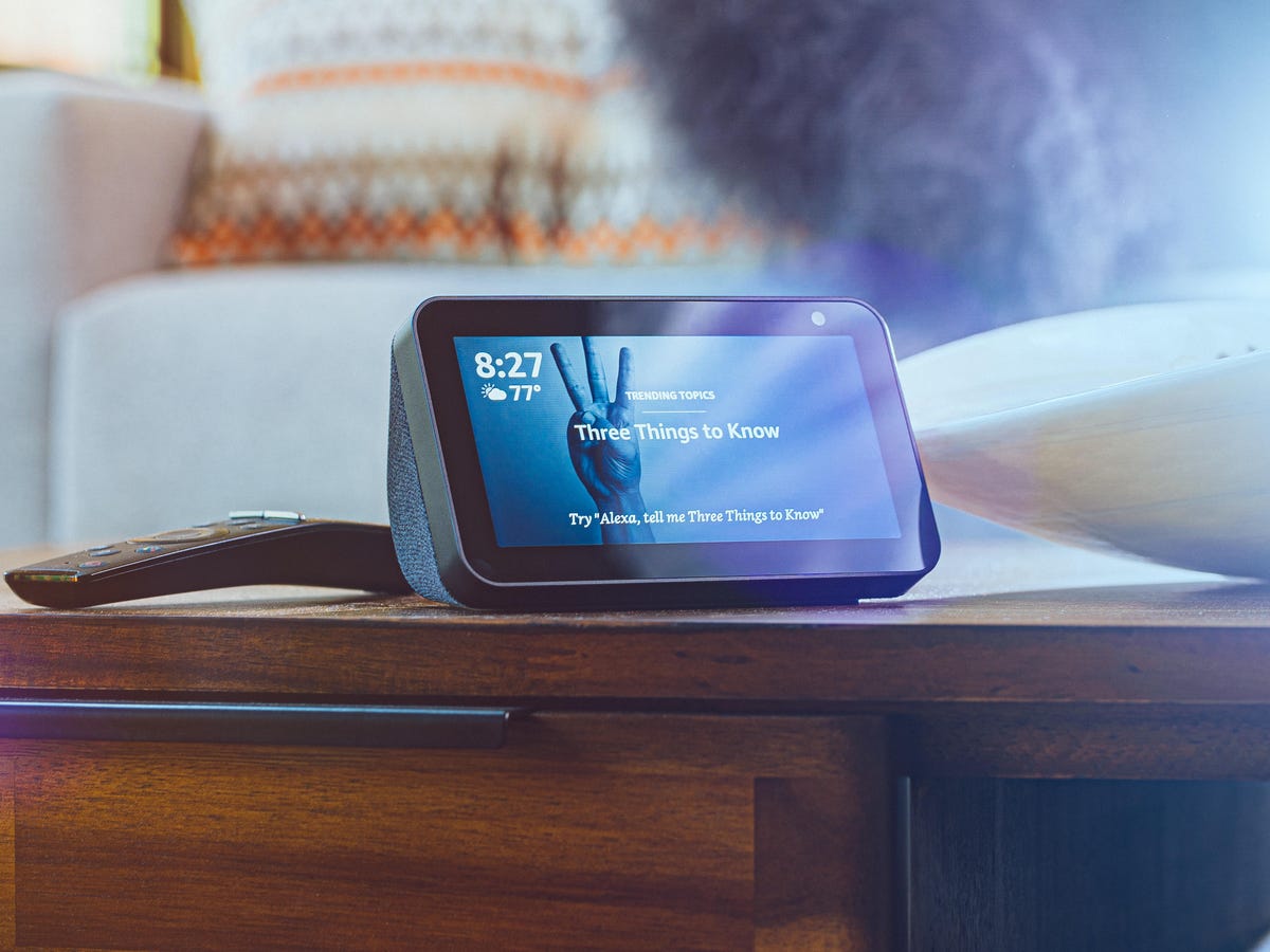 Echo Show 5 review: This new 5-inch Alexa display costs under $100,  makes smarter alarm clock - CNET