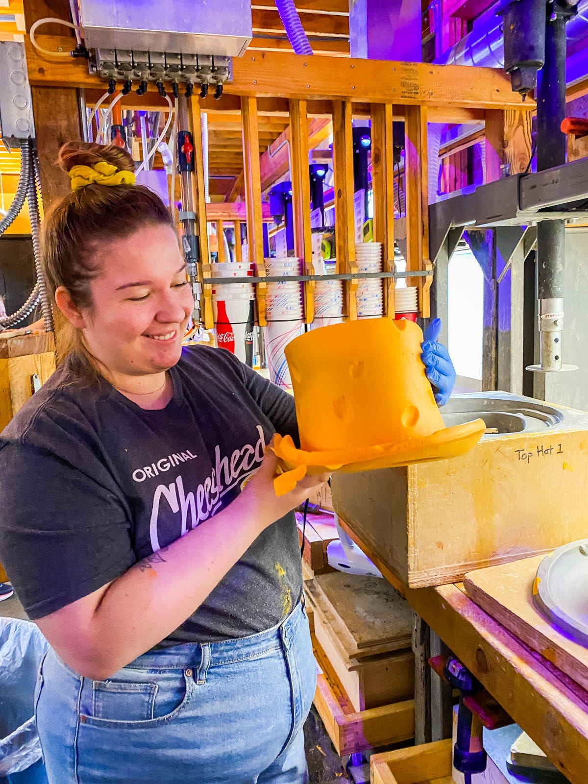 15-cheesehead-foamation-factory-made-in-america-2021-wisconsin-cnet-24
