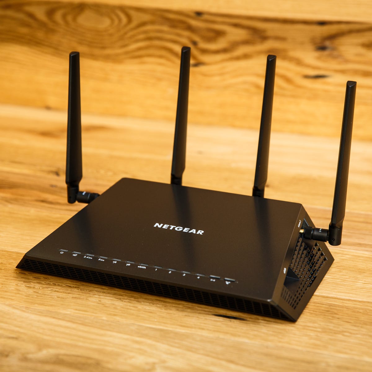 Elegance ignorance poverty Nighthawk X4S AC2600 Smart Wi-Fi Router review: A powerful Wi-Fi solution  for a large home - CNET