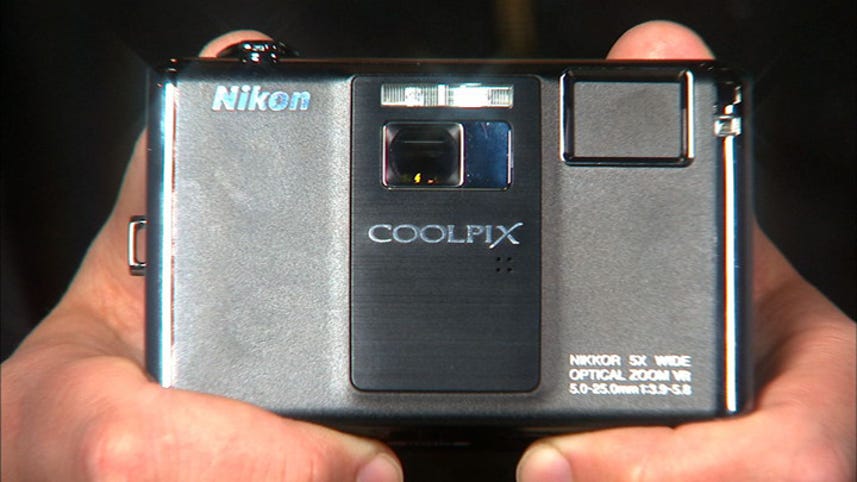 Nikon CoolPix S1000pj
