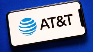AT&T Boosts Its iPhone, Galaxy Upgrade Offers Ahead of Holidays
