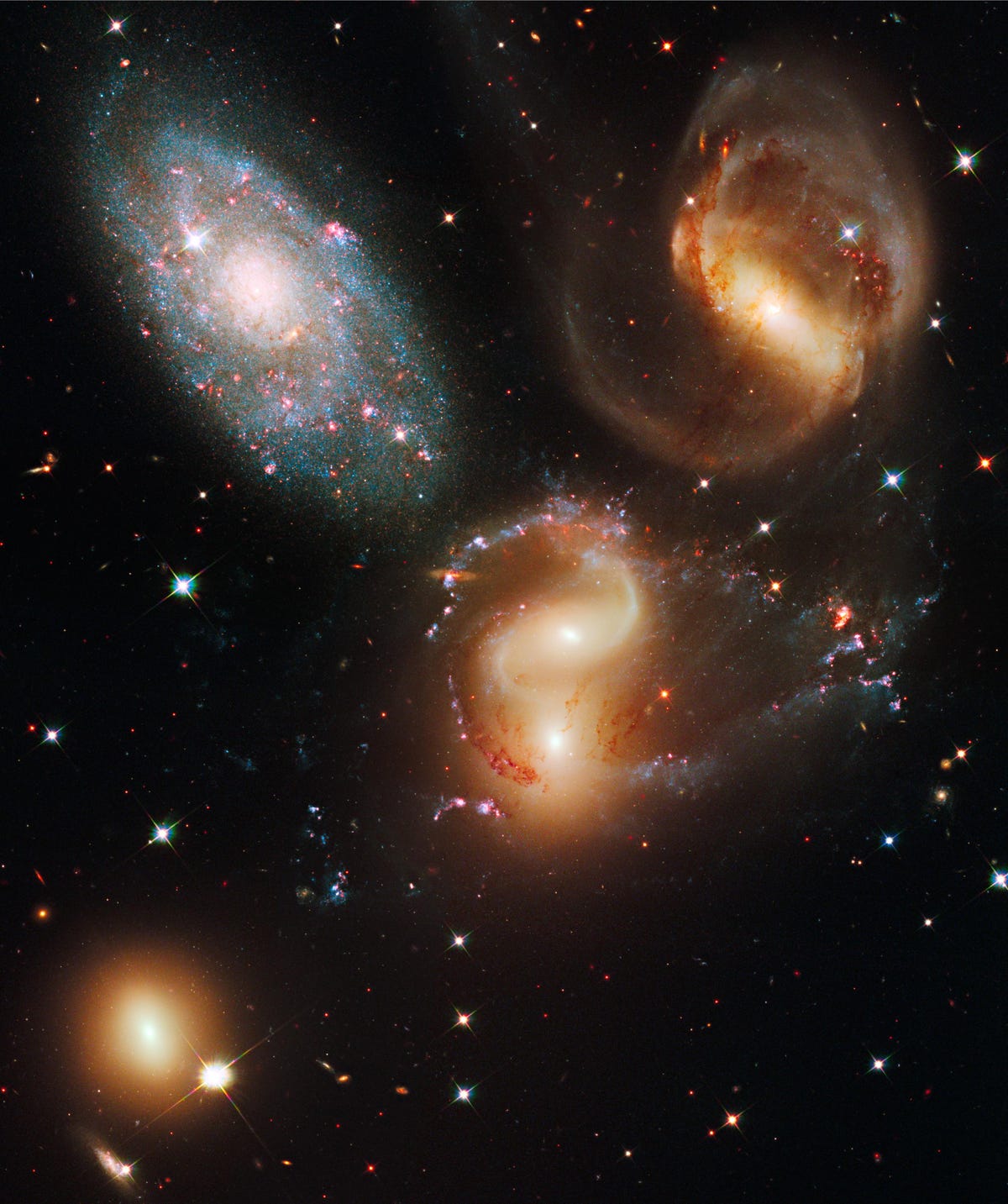 HubbleQuintet_2.jpg