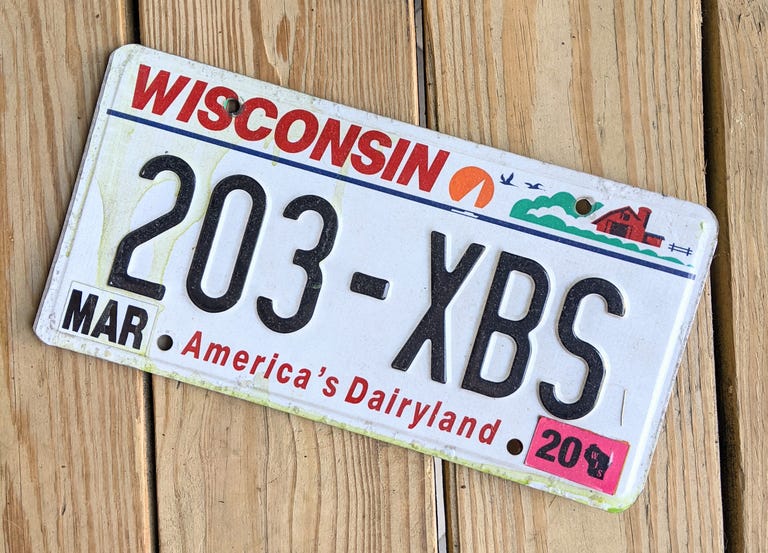 americas-dairyland-license-plate