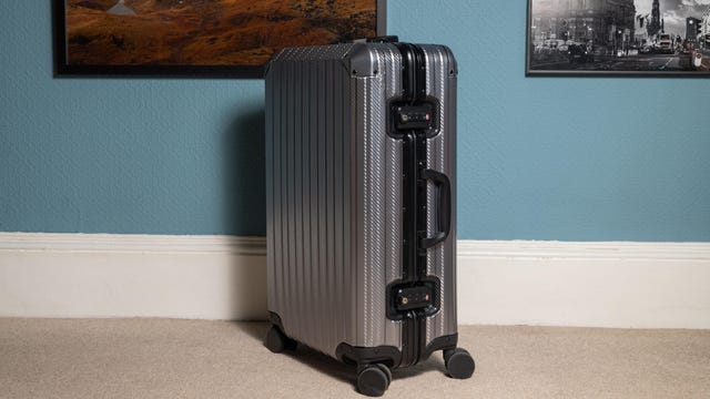 cnet-best-luggage