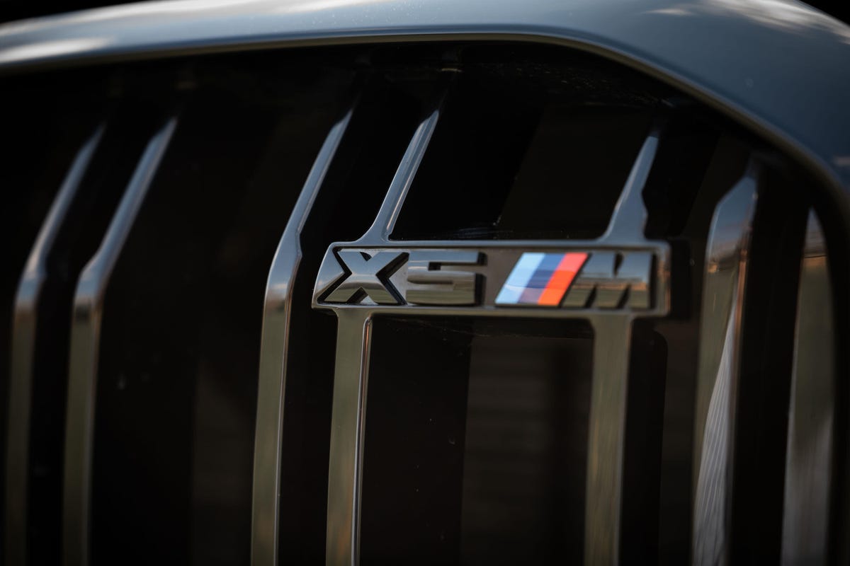 2020-bmw-x5-m-competition-38