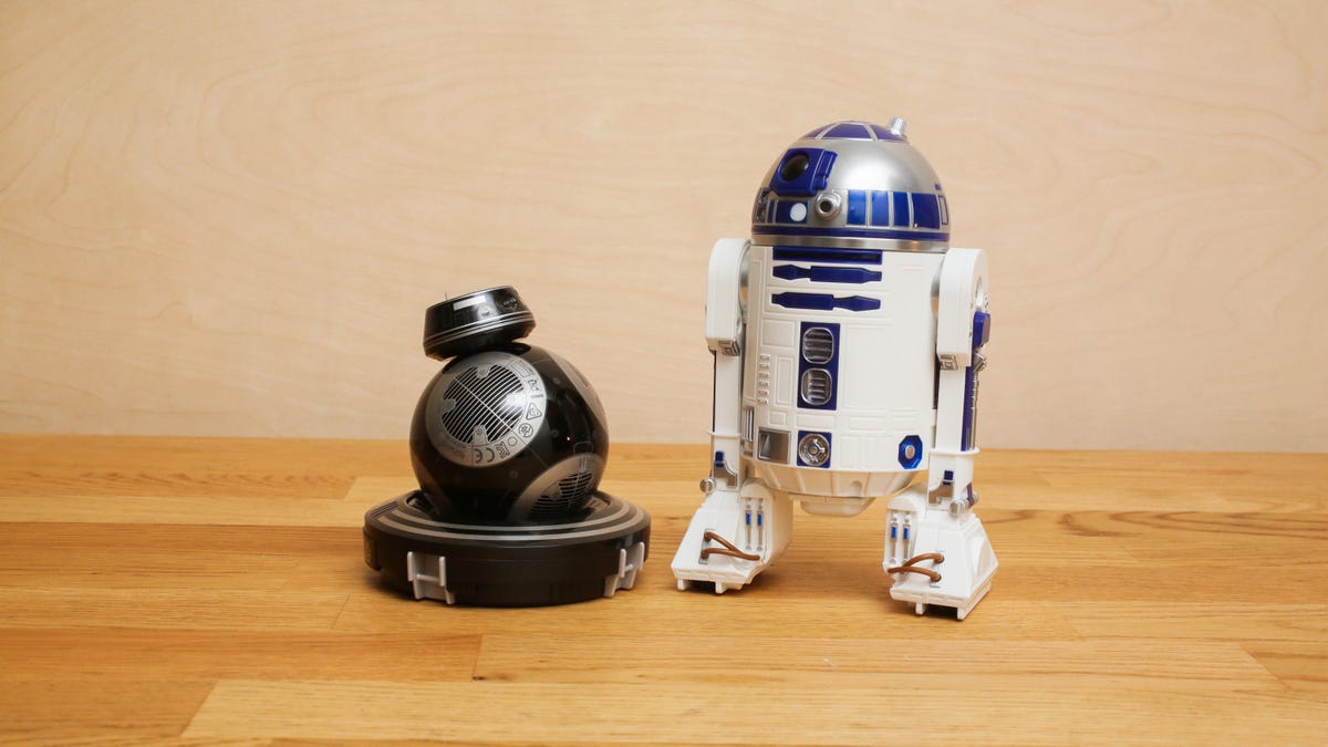 Sphero's BB-9E and R2-D2