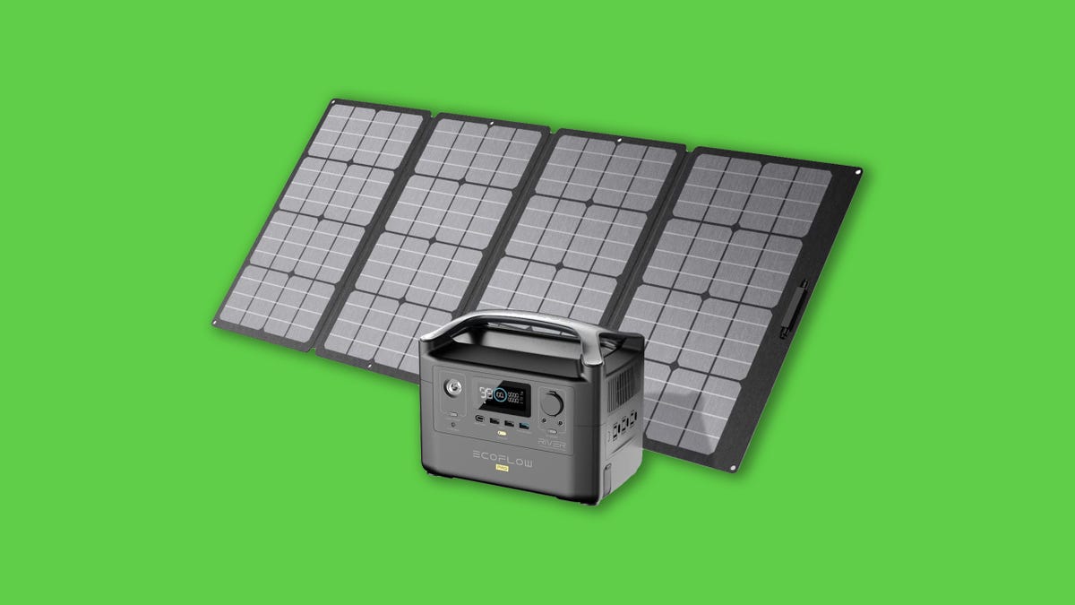 EcoFlow River Pro Solar Generator and solar panel