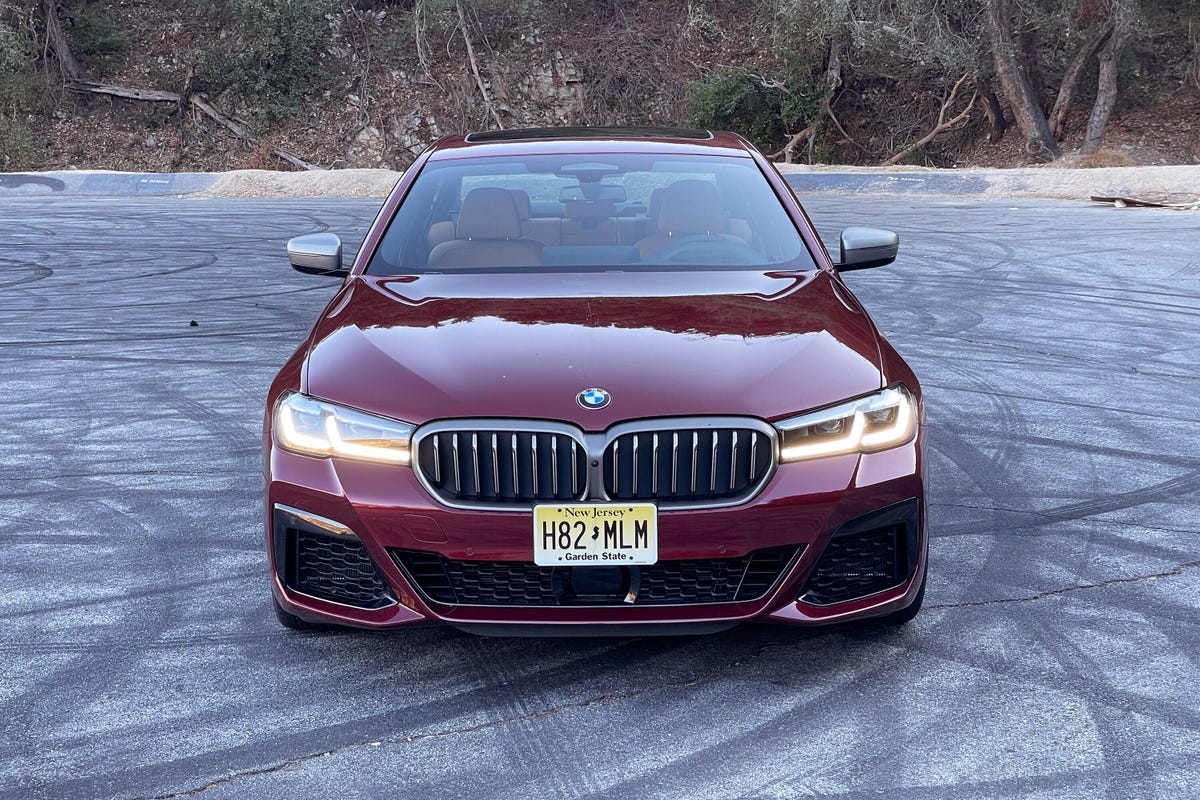 2021 BMW M550i