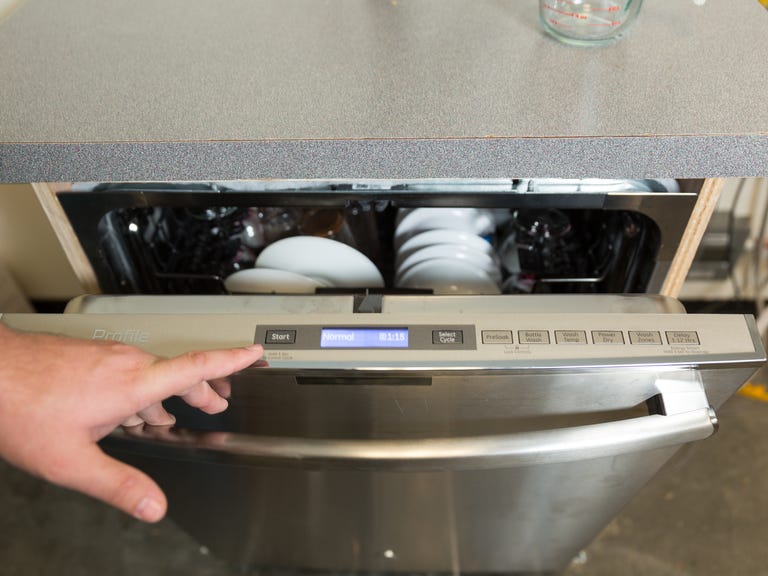 how-we-test-dishwashers-10.jpg