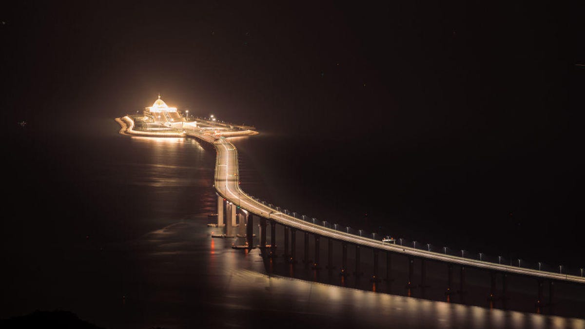 World's Longest Sea Bridge Opens Between Hong Kong and China