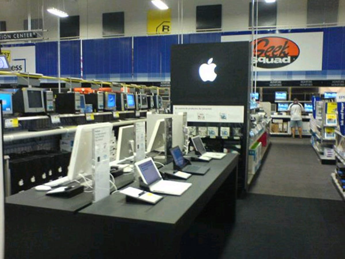 An Apple "store within a store" in Best Buy circa 2006.