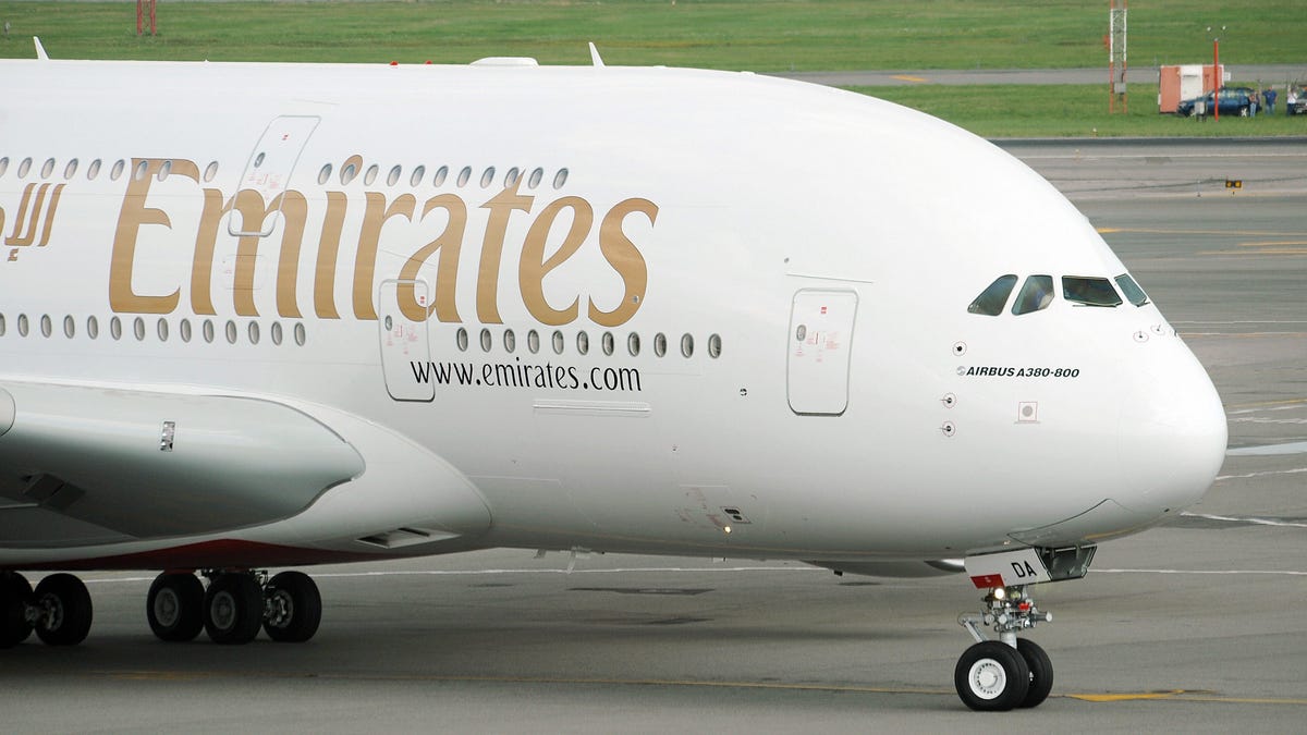 emirates-gettyimages-82151417.jpg
