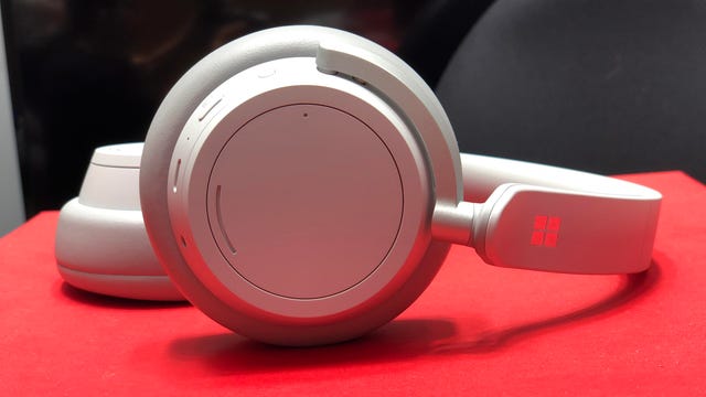 microsoft-surface-headphones-27