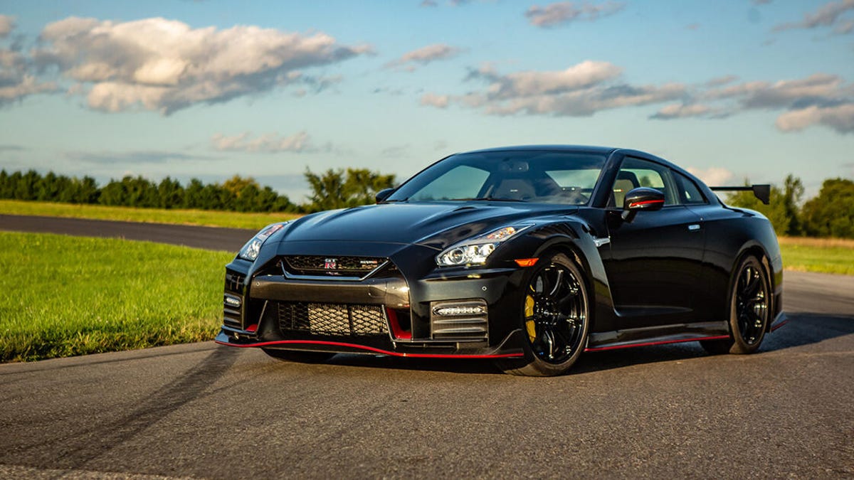 2020 Nissan GT-R Nismo review: A little more bang for some really big bucks  - CNET