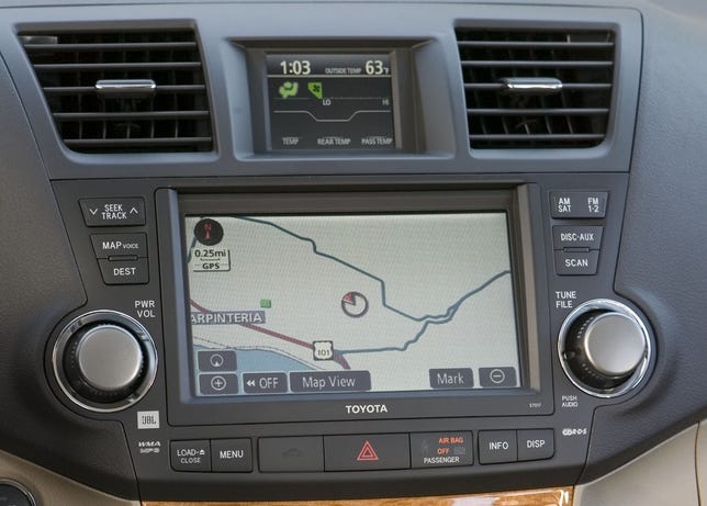2008 Toyota Highlander Hybrid nav screen
