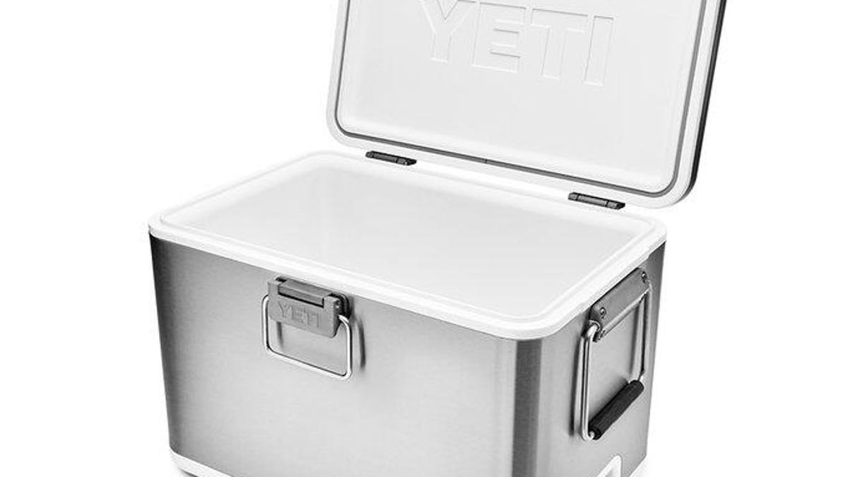 yeti-series-v-stainless-steel-cooler-open