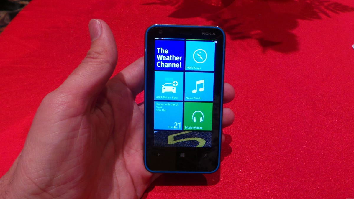 Nokia_Lumia_620_Aio_front.jpg