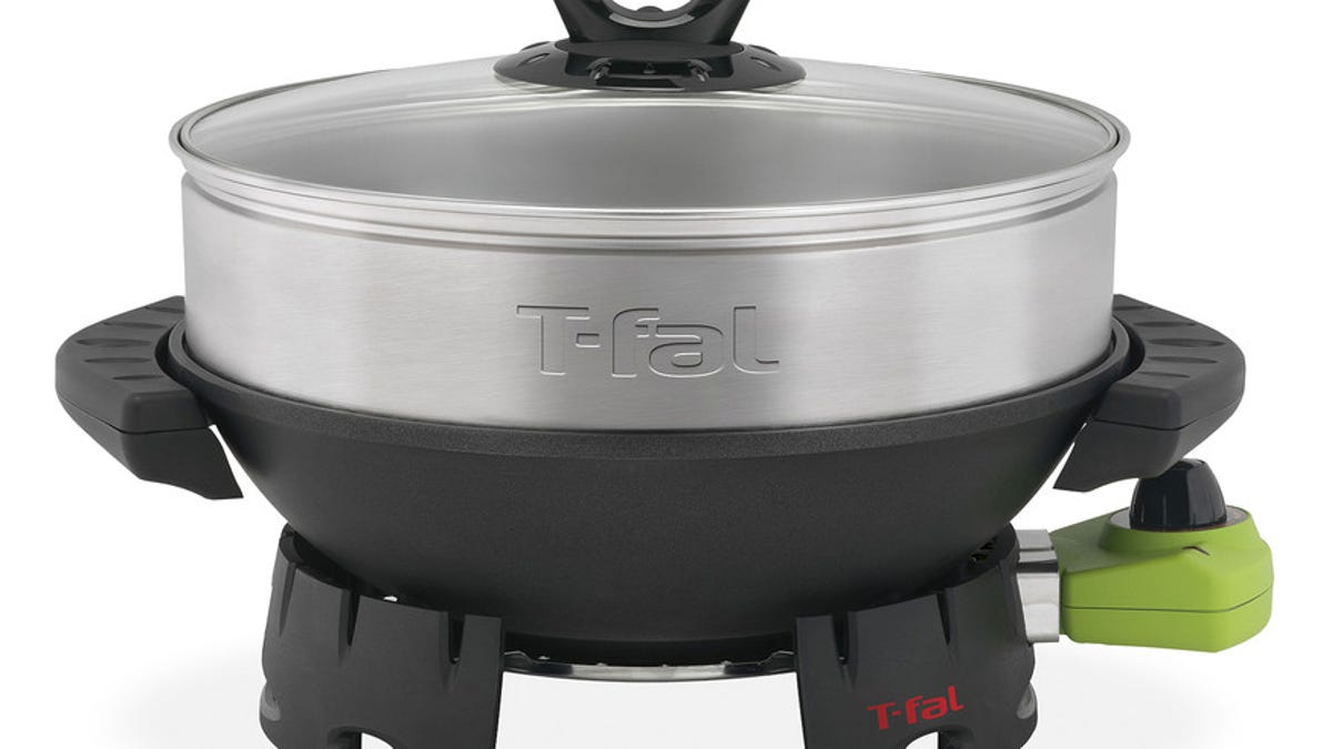 The T-fal Balanced Living WO400852 Wok with Steamer can be used to create a contrast of flavors and textures.