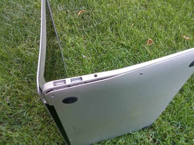 MacBook Air fell from plane