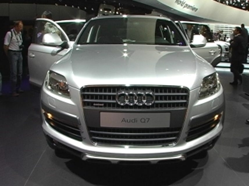 Paris Auto Show: Audi Q7