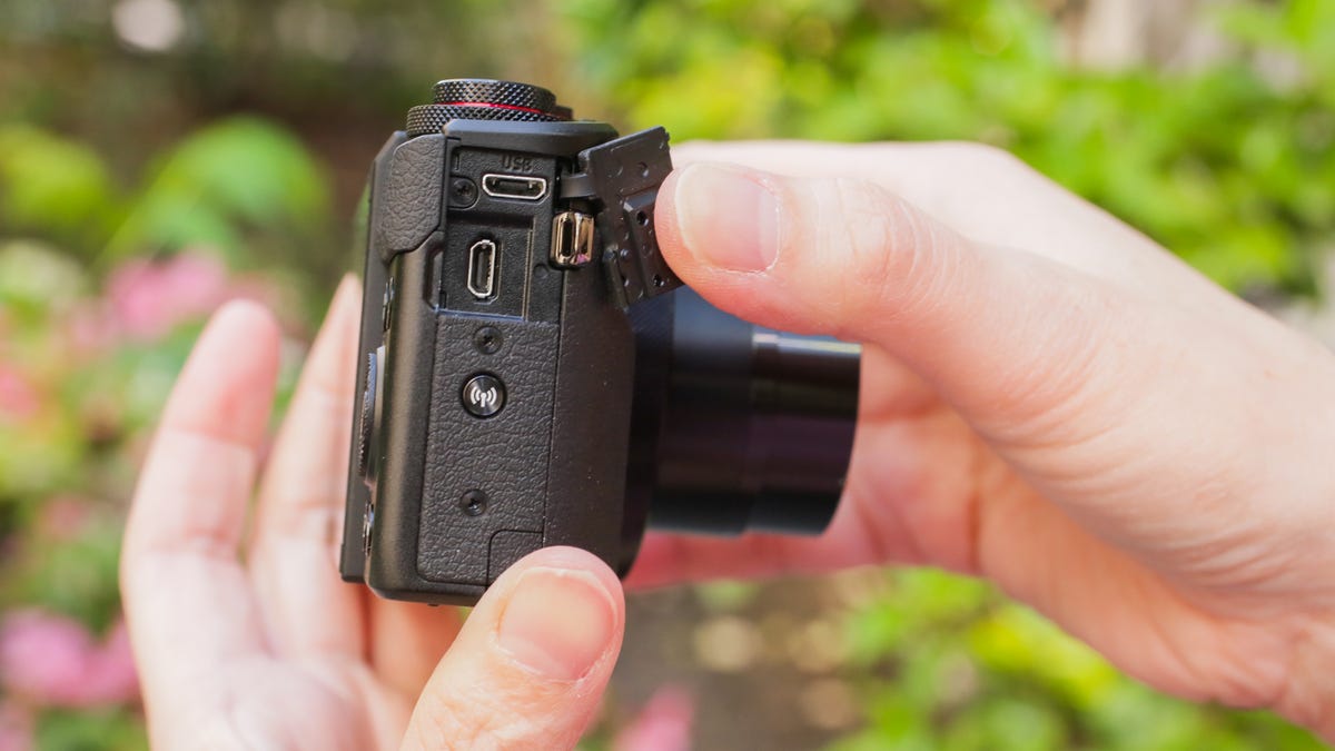 Mini-Review: Canon Powershot G7 X Mark II - Admiring Light
