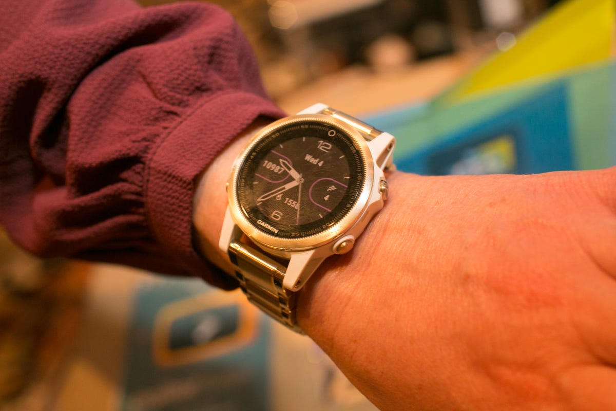 garmin-fenix-5-smartwatches-16.jpg