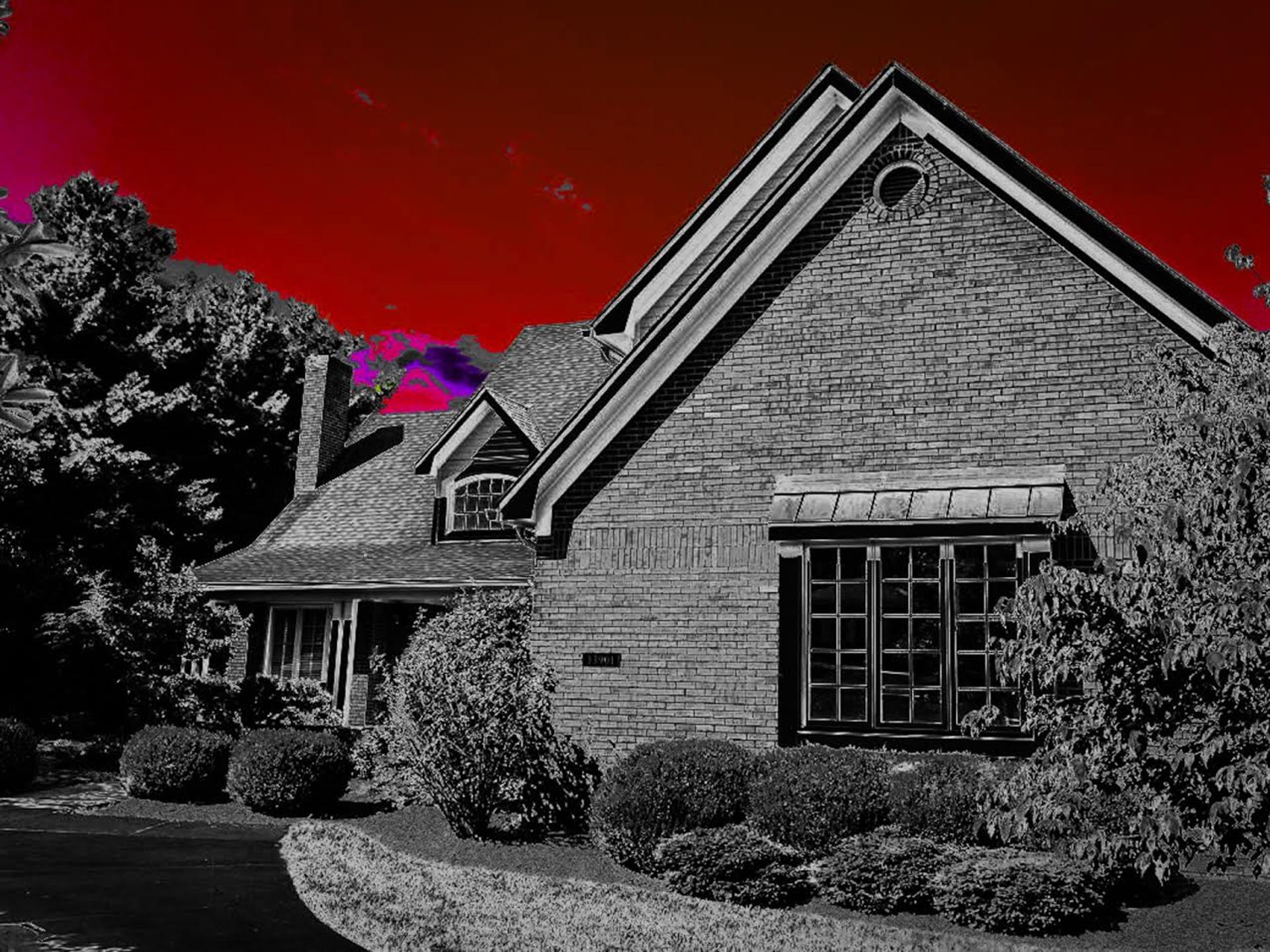 spooky-cnet-smart-house.jpg