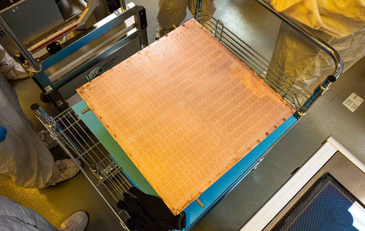 For its glass substrates, Intel reuses the 510x515mm substrate panel sizes that earlier substrates use. This substrate panel will be sliced up, one rectangle per test processor.
