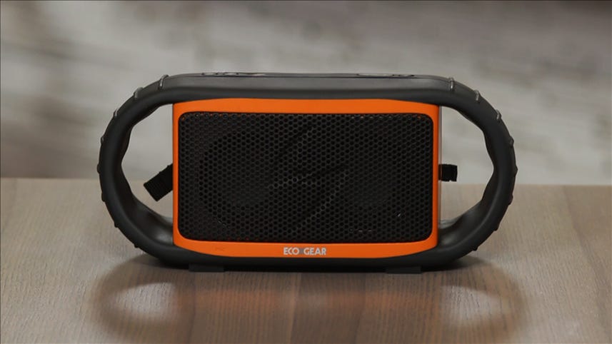 Ecoxbt speaker: Wireless and waterproof
