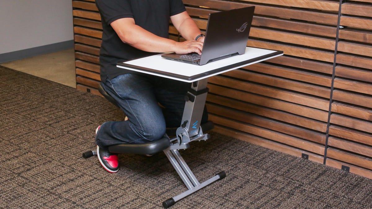 15-the-edge-desk-system
