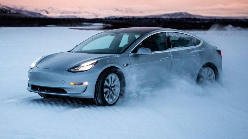 AutoComplete: Tesla delays its price bump until Wednesday