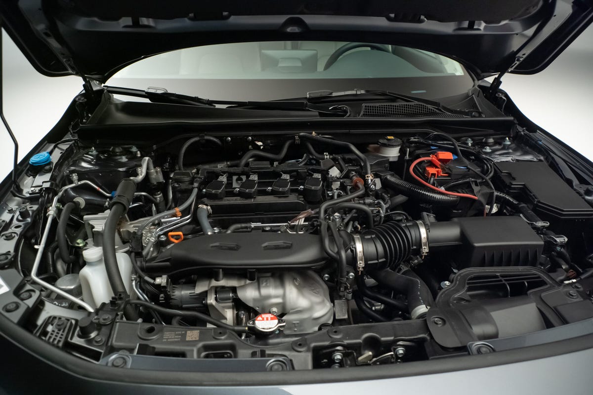 2022 Honda Civic Sedan - engine