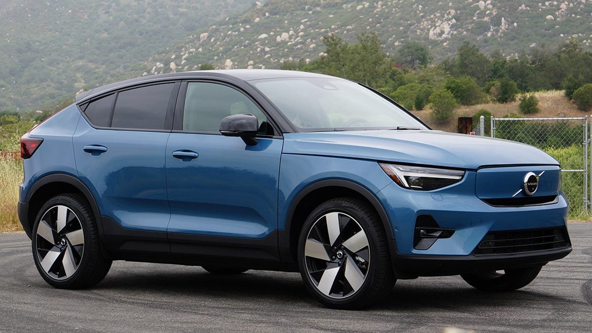 2022 Volvo C40 Recharge Review: Emphasizing Style