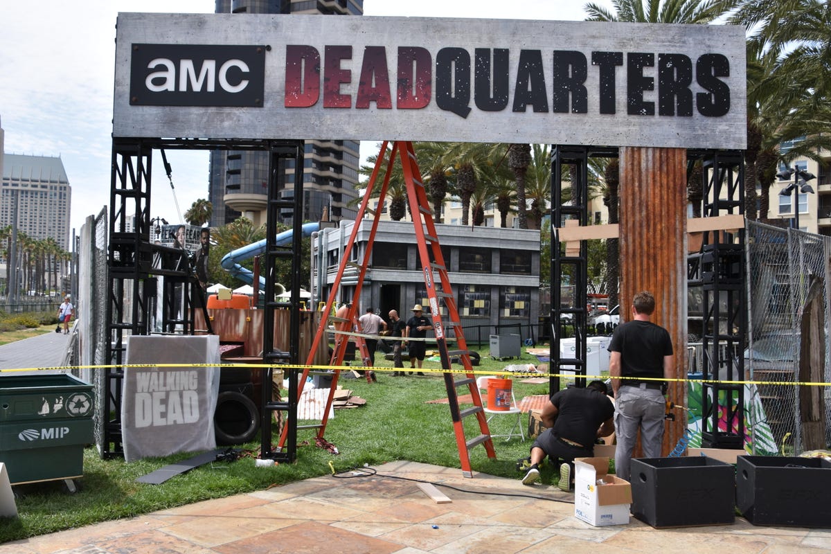 outside-activations-comic-con-20182098
